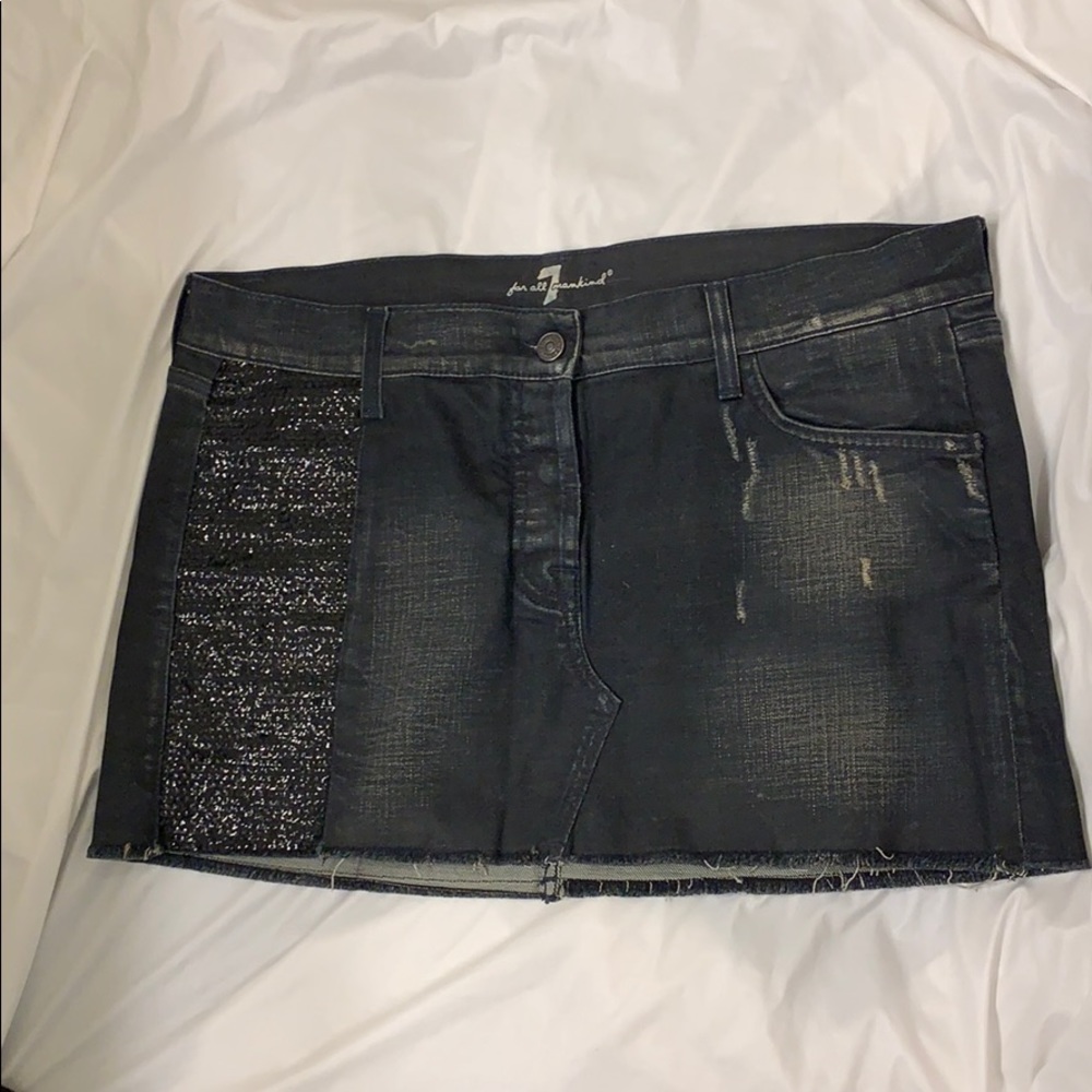 7 FOR ALL MANKIND MINI SKIRT 32 💕❤️